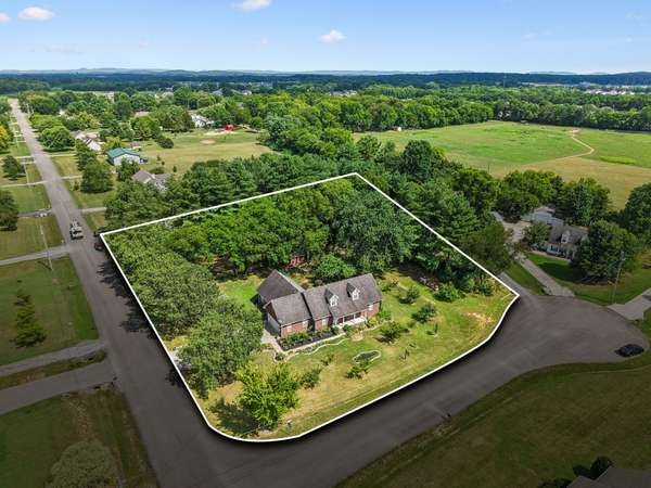 5633 Constantine Dr, Rockvale, TN 37153
