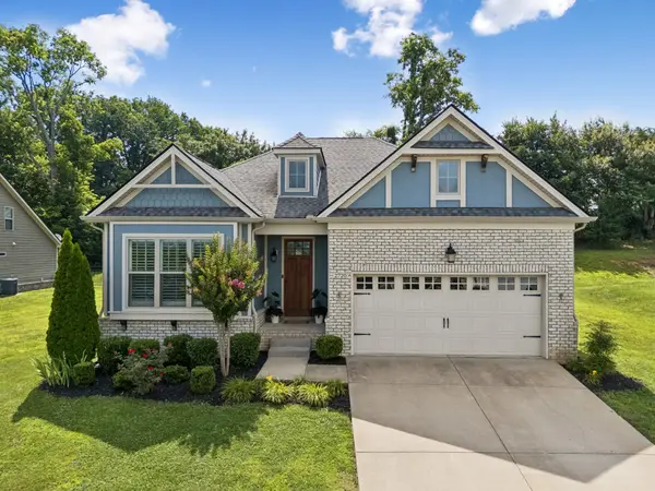 2720 Nottingham Dr, Columbia, TN 38401