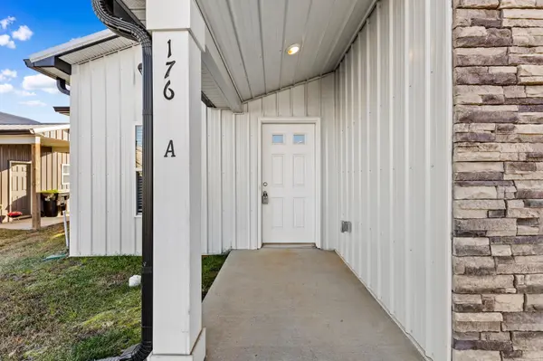 168 Bainbridge Dr #A, Clarksville, TN 37043