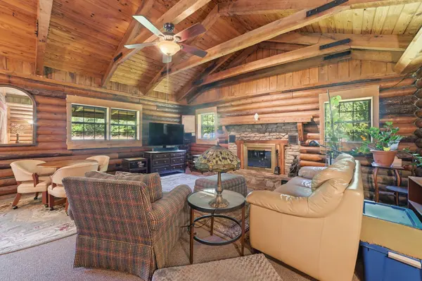2605 Eva Rd, Camden, TN 38320