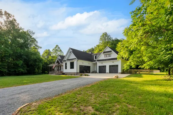 2133 Bear Creek Rd, Collinwood, TN 38450