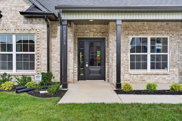 1267 Mourning Cloak Dr, Clarksville, TN 37043