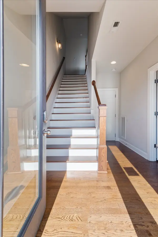 731 Douglas Ave, Nashville, TN 37207