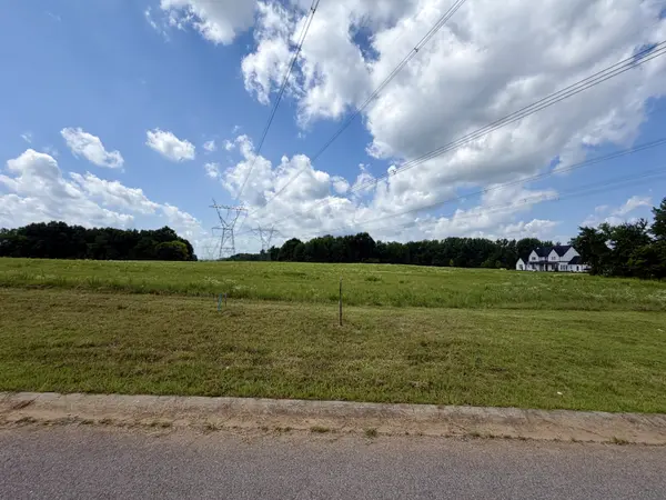 32 Fawn Meadows, Clarksville, TN 37043