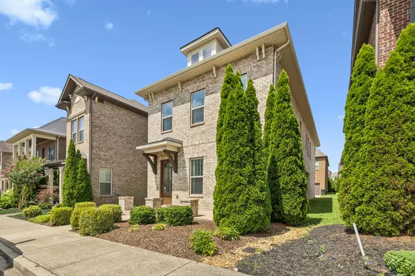 151 Benjamin Ln, Hendersonville, TN 37075