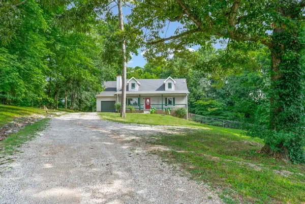 2449 Outlaw Rd, Woodlawn, TN 37191