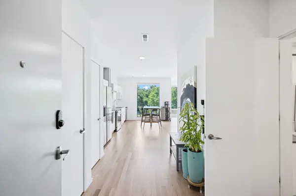 806 Olympic St #303, Nashville, TN 37203