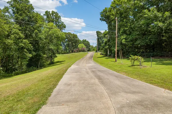 2076 Valley View Rd, Joelton, TN 37080