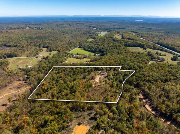 482 Coke Bowman Road, Graysville, TN 37338