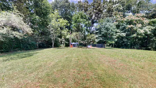 9464 Sugar Tree Dr, Bon Aqua, TN 37025