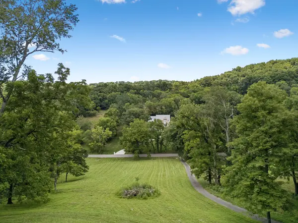 2268 N Berrys Chapel Rd, Franklin, TN 37069