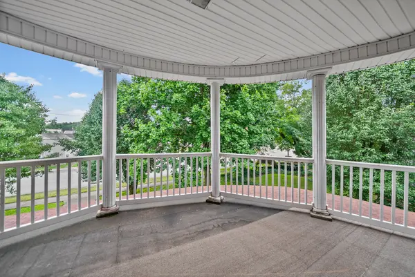 112 E Park St, Guthrie, KY 42234