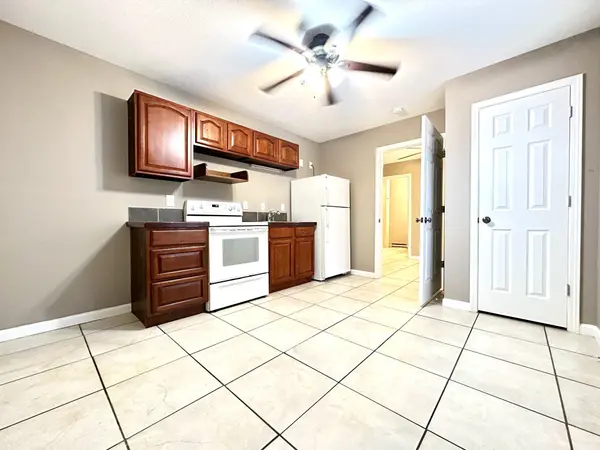 165 Condor Ct #B, Clarksville, TN 37042