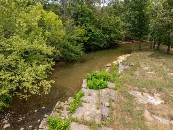 3460 Bradyville Rd, Readyville, TN 37149