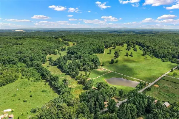 12760 N Nopone Valley Road, Decatur, TN 37322