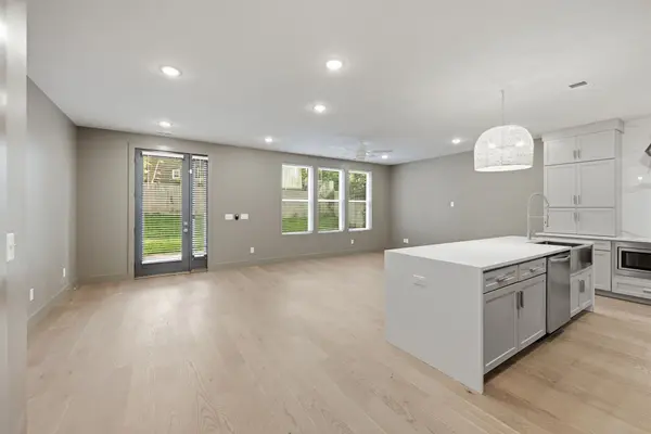 3206 Lincoln Ave, Nashville, TN 37218