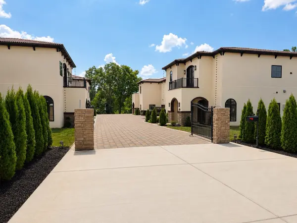 100 Ladera Ct, Nashville, TN 37209
