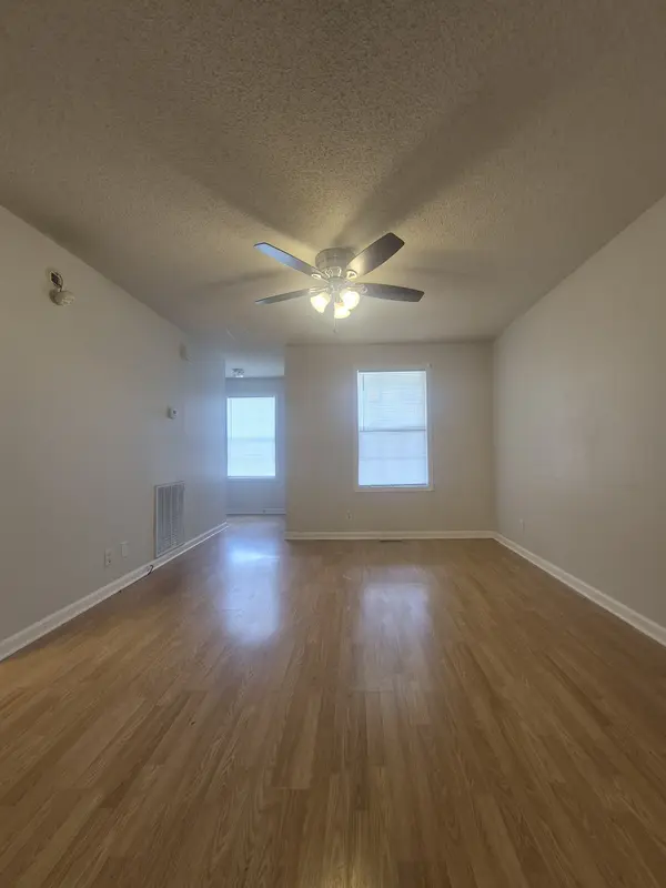 825 Decoy Ct, Oak Grove, KY 42262