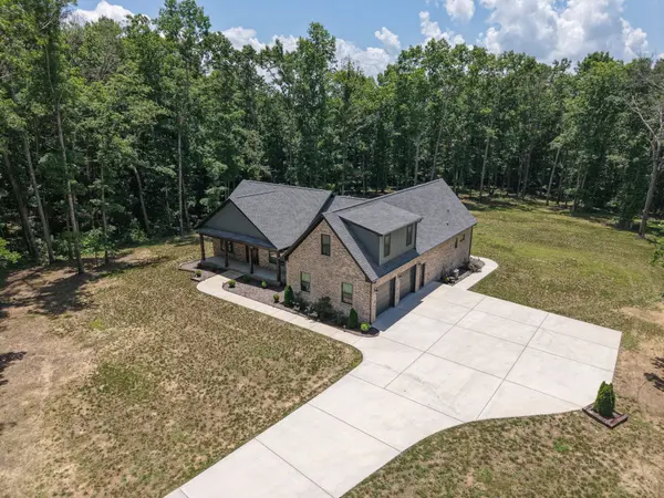 2200 Little Texas Rd, Goodspring, TN 38460