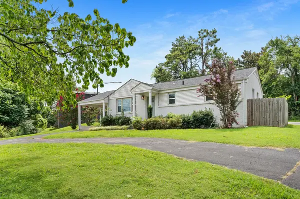 2503 Merry Oaks Dr, Nashville, TN 37214