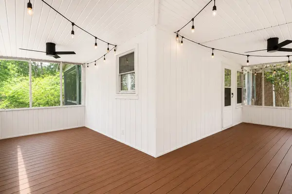 303 N Laurel Cir, Columbia, TN 38401