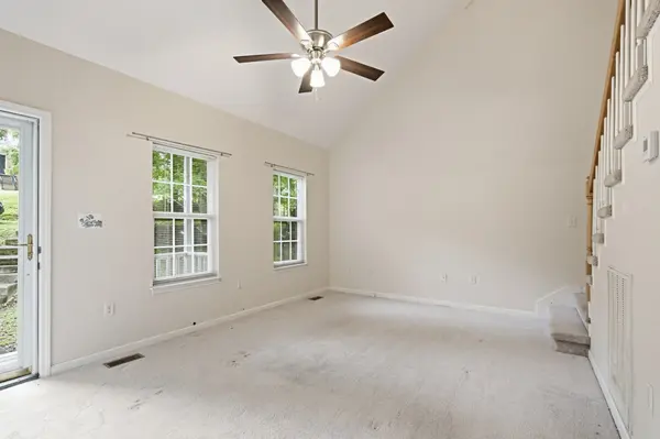 958 Jordan Cir, White Bluff, TN 37187