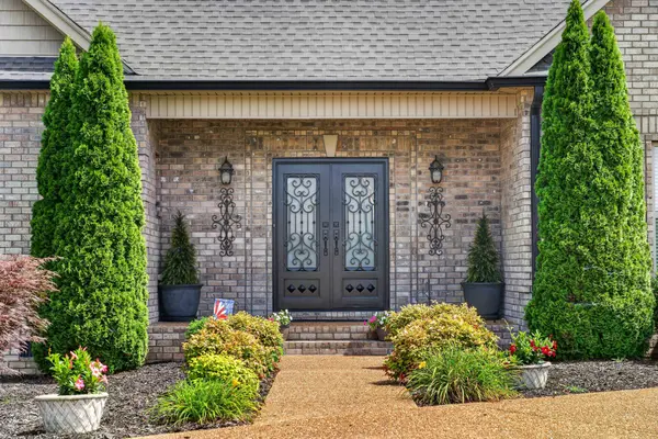 130 Tison Ln, Cottontown, TN 37048