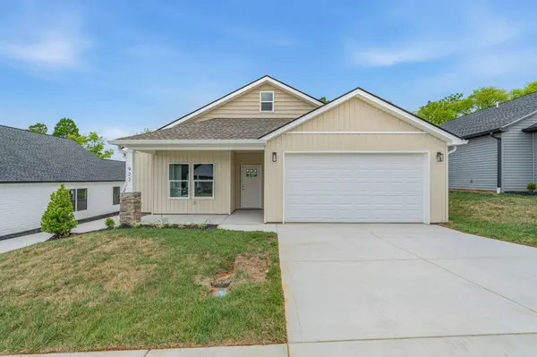 922 Stratford Avenue, Sweetwater, TN 37874