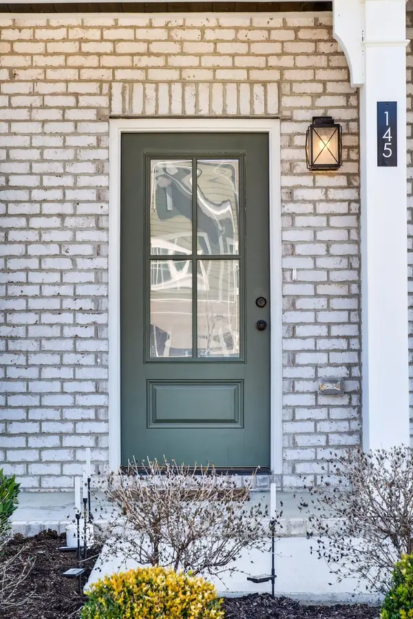 145 Dameron Drive, Hendersonville, TN 37075