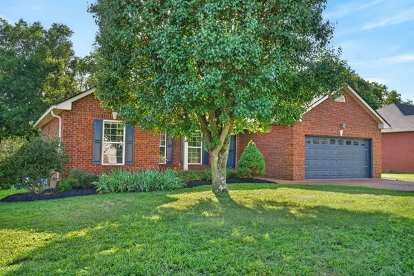 153 Putter Point Dr, Gallatin, TN 37066