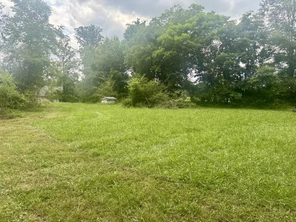 294 Haskell Winton Rd, Manchester, TN 37355