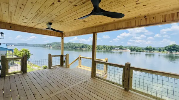 1109 River Front Drive, Clifton, TN 38425