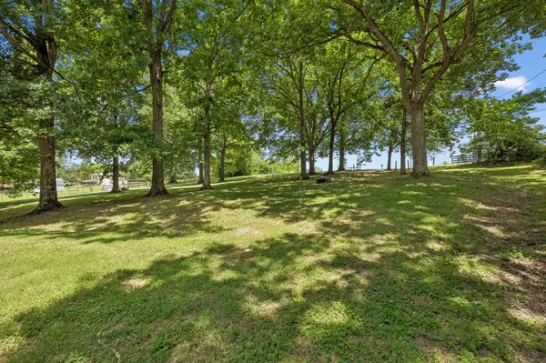2667 Sanford Rd, Nolensville, TN 37135