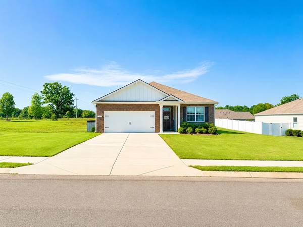 101 Stammer Farms Blvd, Chapel Hill, TN 37034