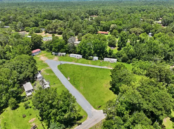 120 Pine Cir, Ellaville, GA 31806