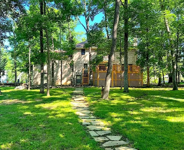 2207 Shannon Drive, Murfreesboro, TN 37129