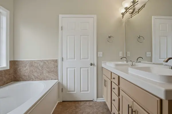 4014 Kristen St, Spring Hill, TN 37174