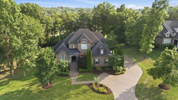 1807 Eaves Ct, Nolensville, TN 37135