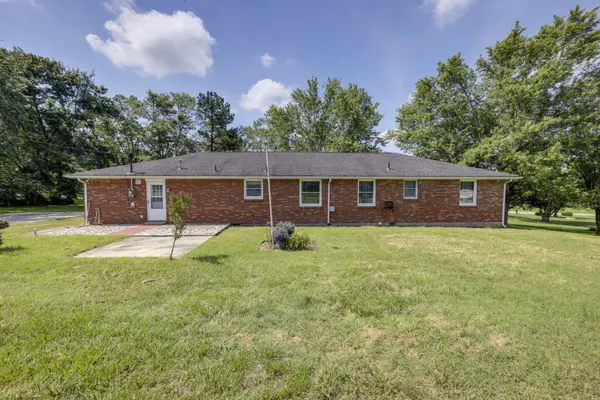 13210 Betts Rd, Greenbrier, TN 37073