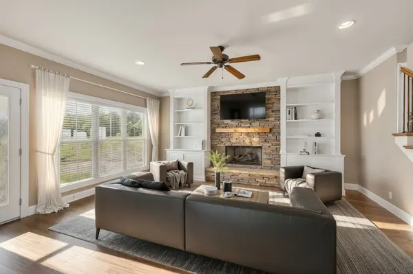 1511 Stokesly Dr, Murfreesboro, TN 37128