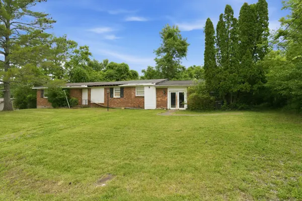213 Rosehill Dr, Goodlettsville, TN 37072