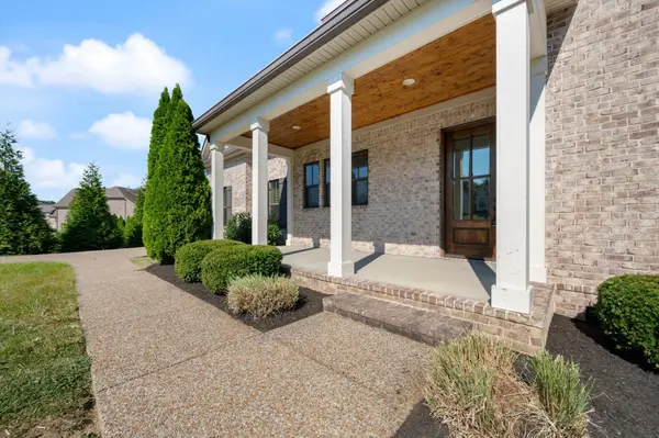 4174 Old Light Cir, Arrington, TN 37014