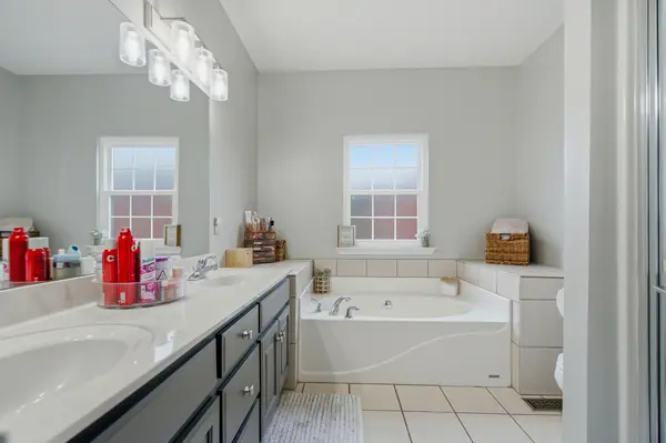 203 Cheyenne Dr, White House, TN 37188