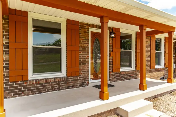 109 Valley View Dr, Old Hickory, TN 37138