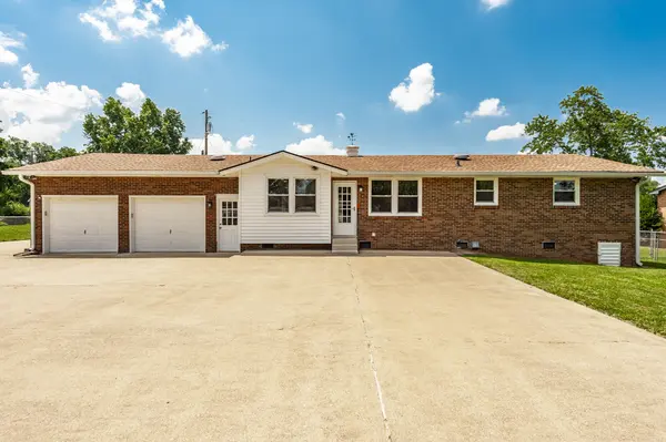 109 Valley View Dr, Old Hickory, TN 37138