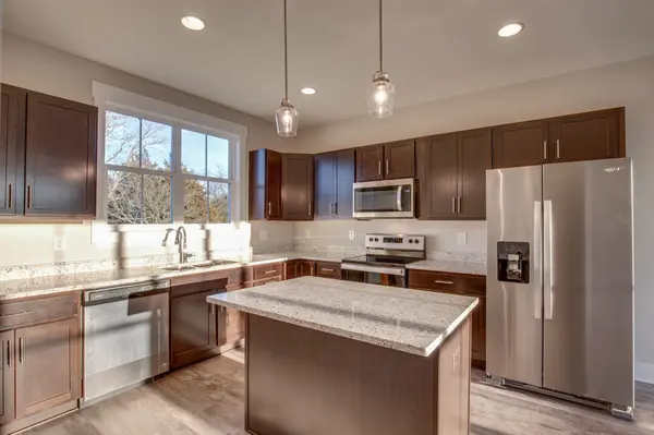 406 Harper Lndg, Chapel Hill, TN 37034