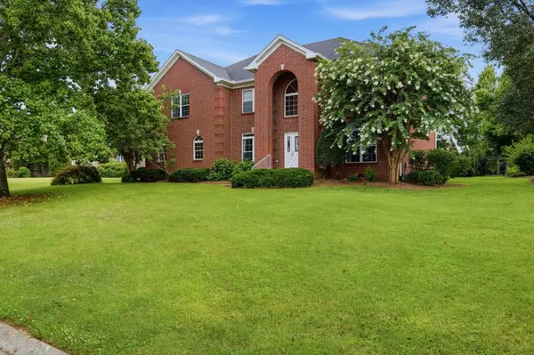 304 Shute Ct, Old Hickory, TN 37138