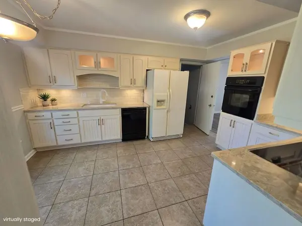 3824 Lake Aire Ct, Nashville, TN 37217