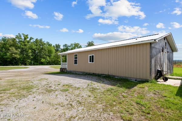 1424 Bellview Rd, Pikeville, TN 37367