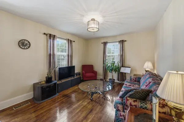 510 Norton Ave, Nashville, TN 37207